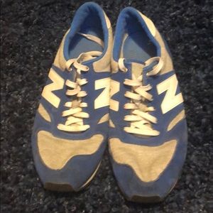 Size 12 new balance worn once!